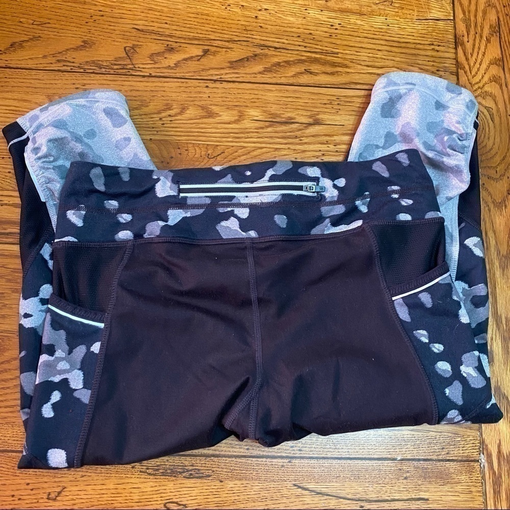 𝅺athleta leggings+mystery item - Picture 7 of 8